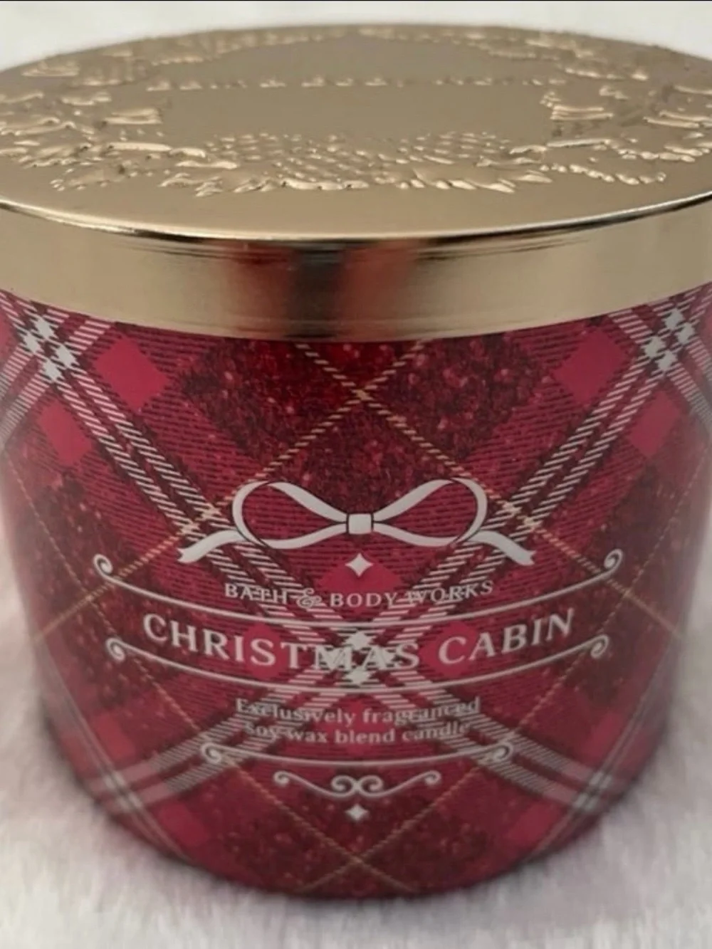 Bath & Body Works Christmas Cabin Candle - Red Plaid with Gold Lid